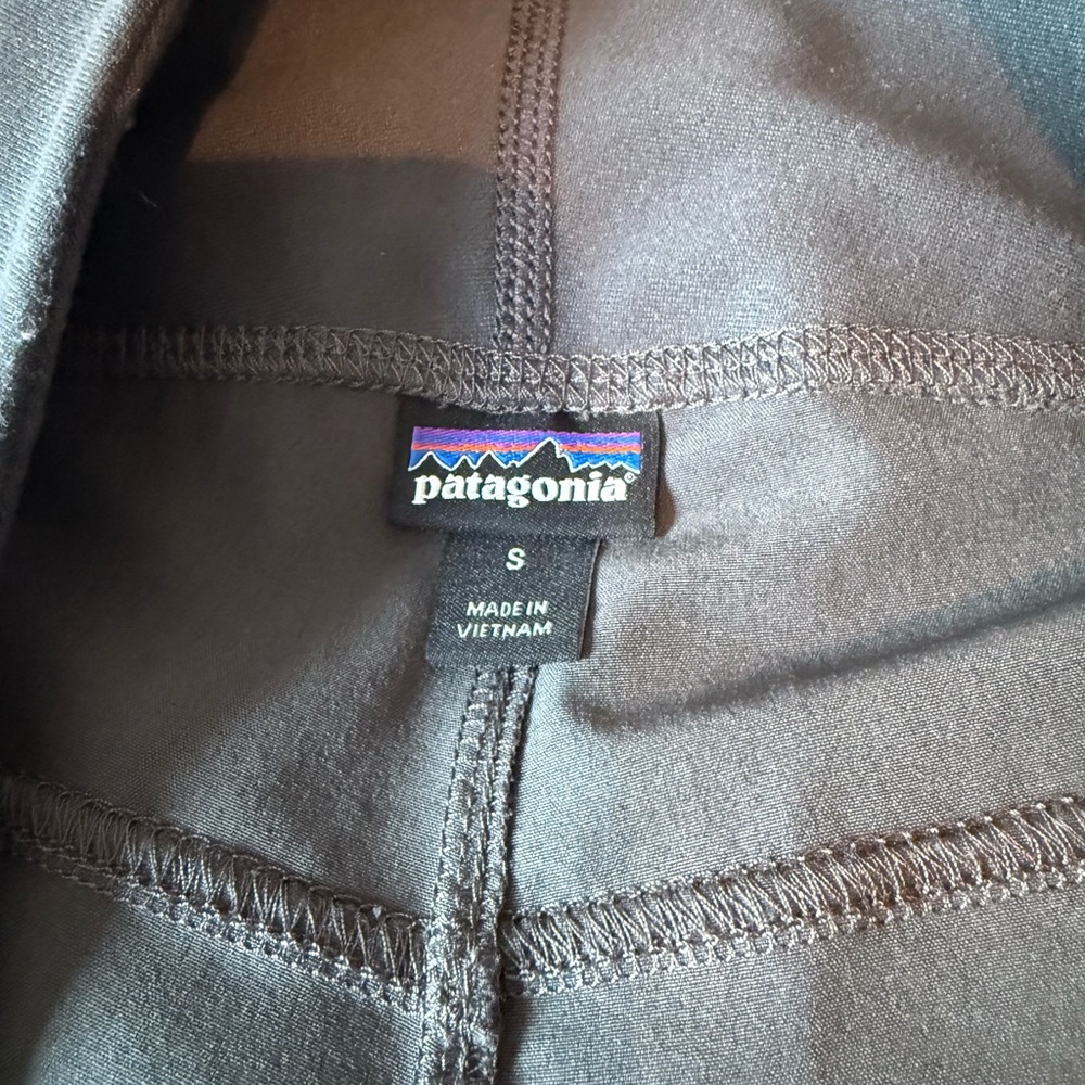 Patagonia Gray Sweatpants Tapered Joggers - Picture 2 of 3